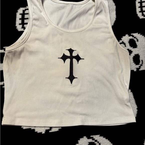 Torrid Red and White Crop Tops Collection - Picture 7 of 9